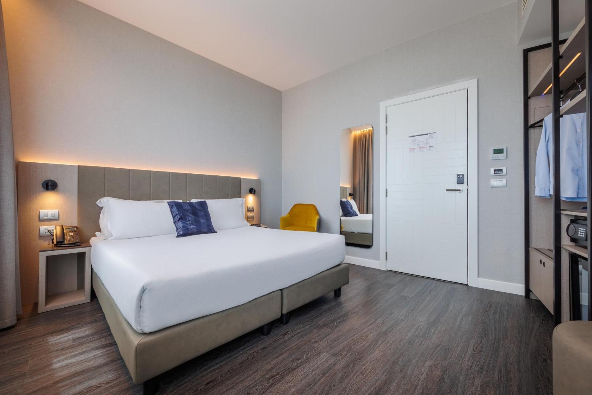 Ih Hotels Milano Centrale Eksteriør billede