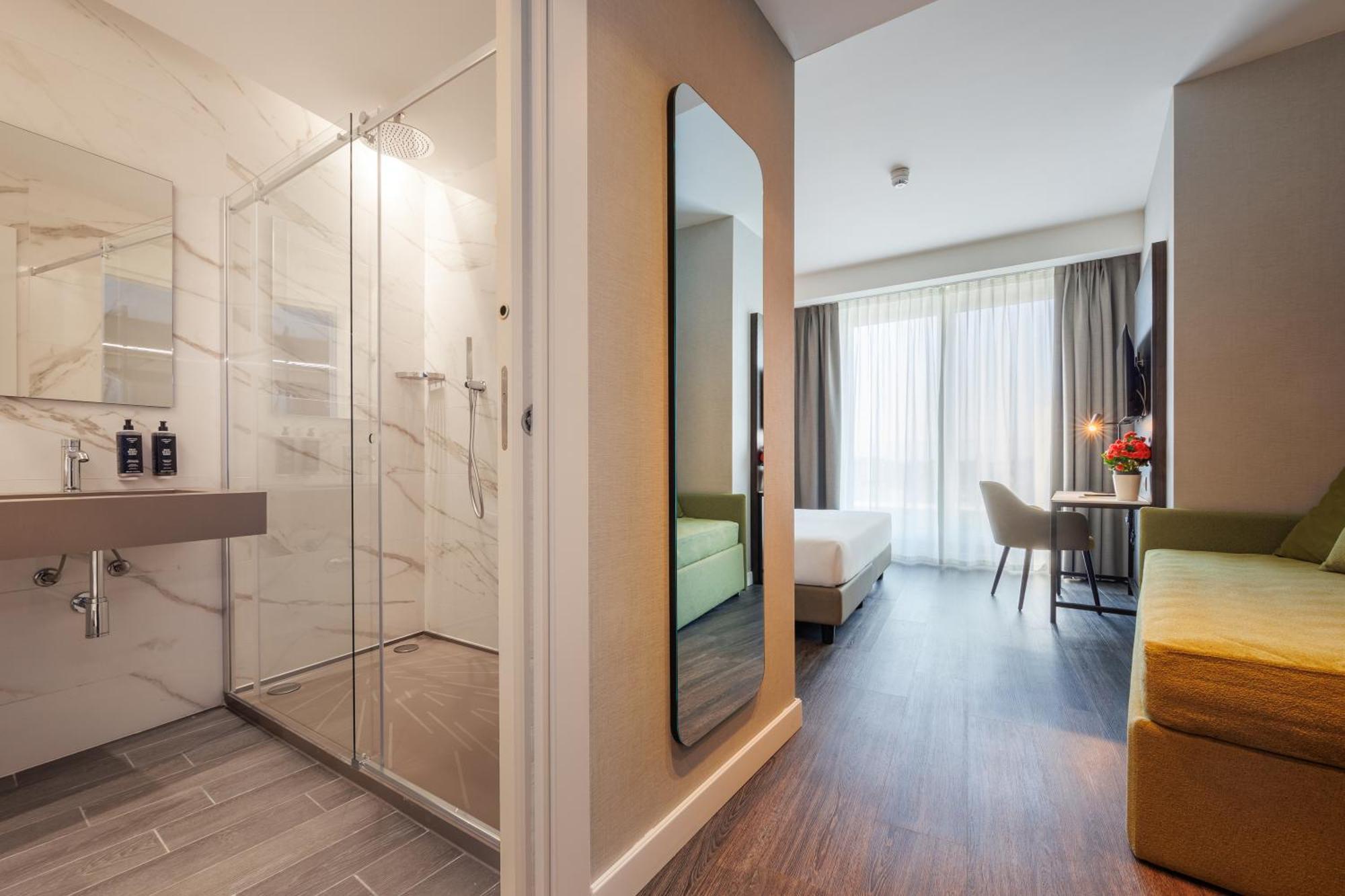 Ih Hotels Milano Centrale Eksteriør billede