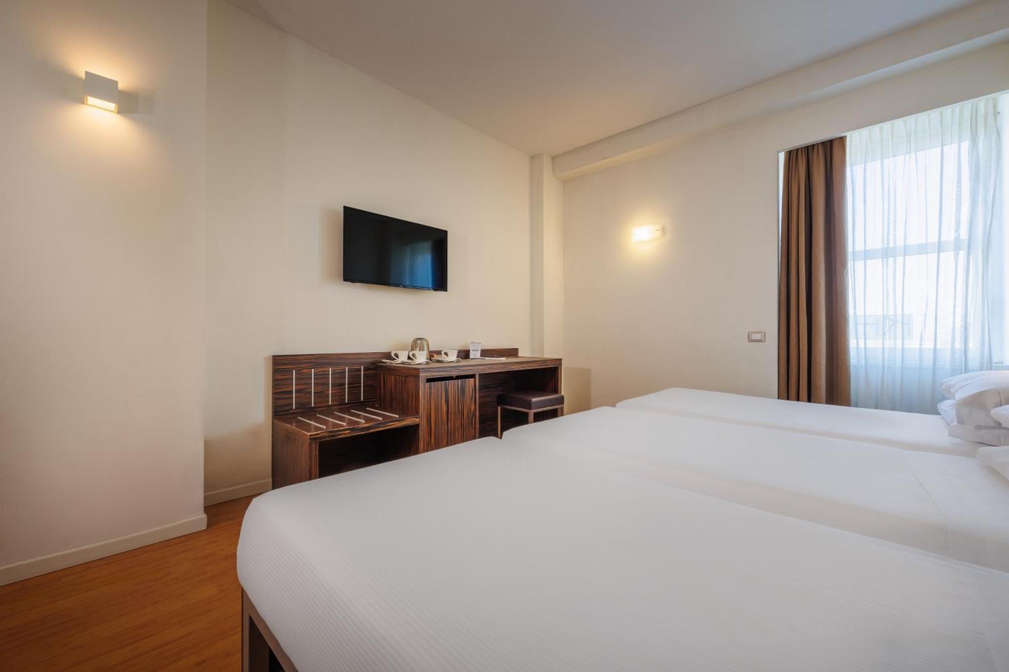 Ih Hotels Milano Centrale Eksteriør billede