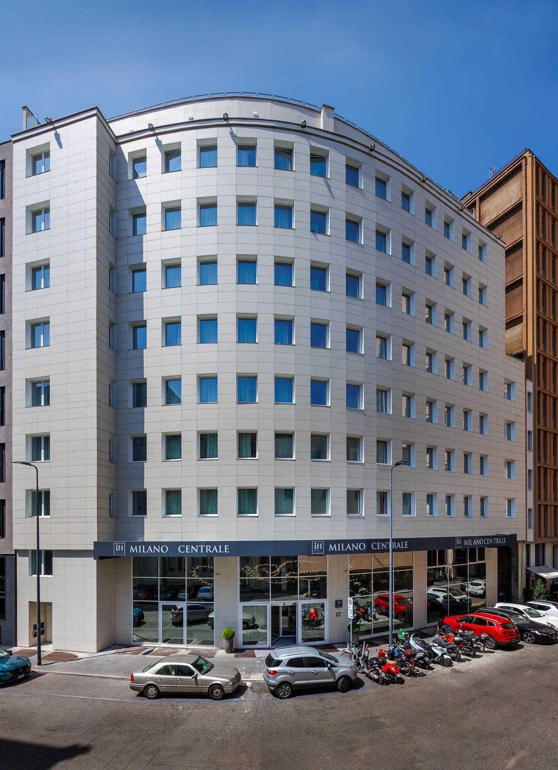 Ih Hotels Milano Centrale Eksteriør billede