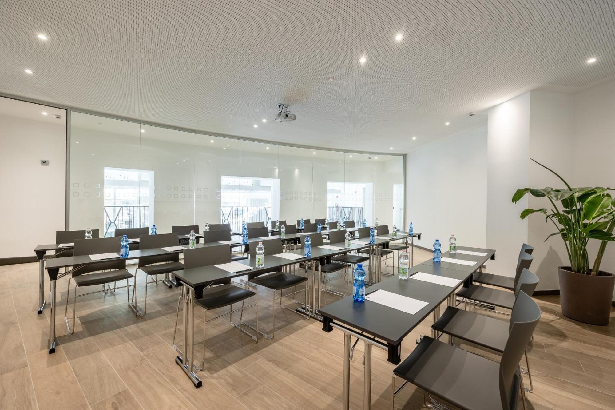 Ih Hotels Milano Centrale Eksteriør billede
