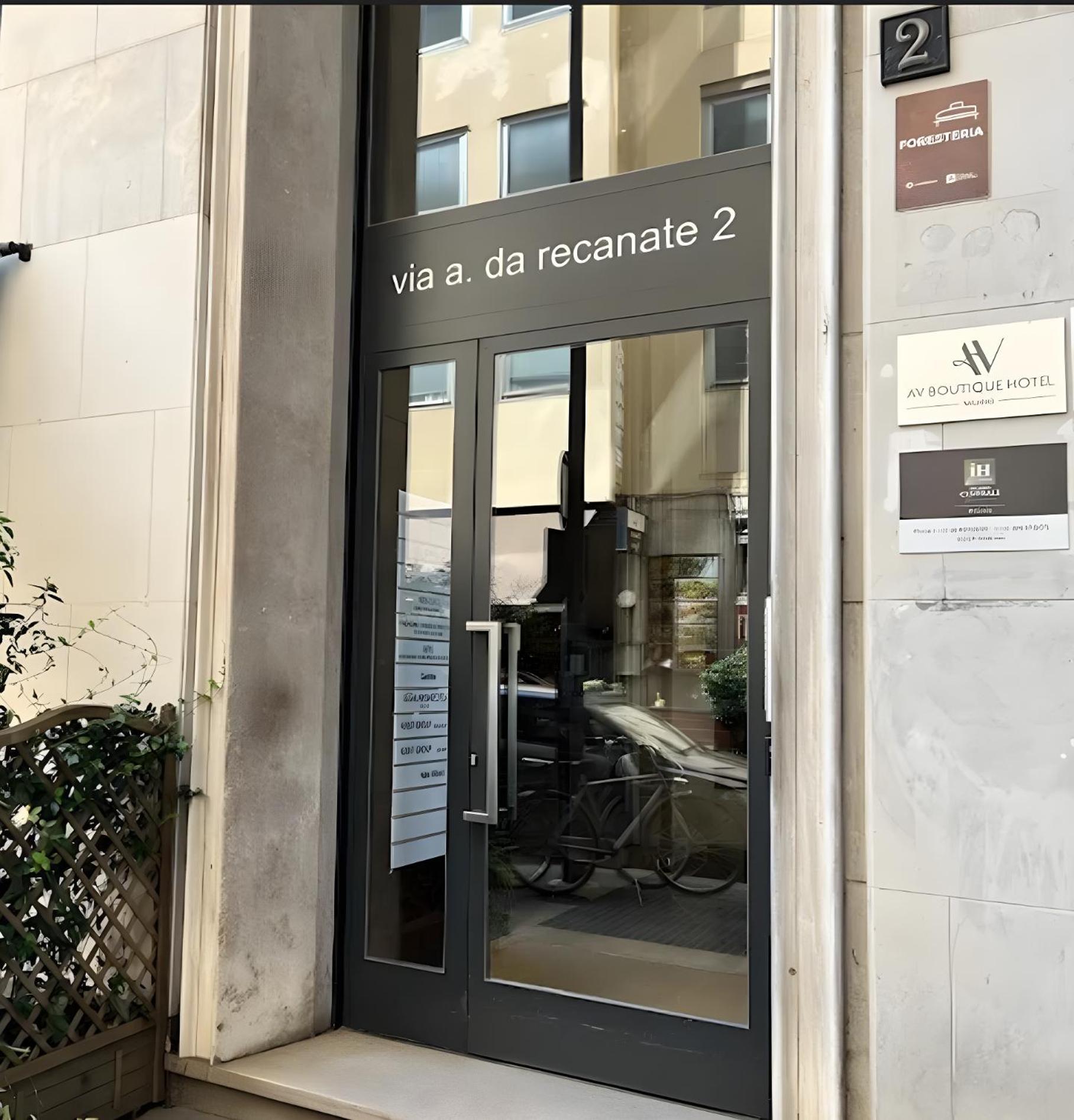 Ih Hotels Milano Centrale Eksteriør billede
